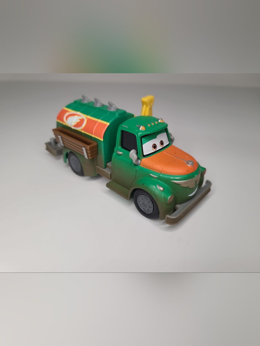 Disney Pixar Planes Chug Fuel Truck Diecast Metal Fire & Rescue Car